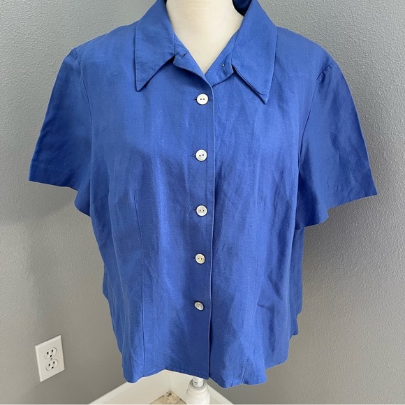 Jessica Howard Tops - Women’s Jessica Howard linen blend blouse